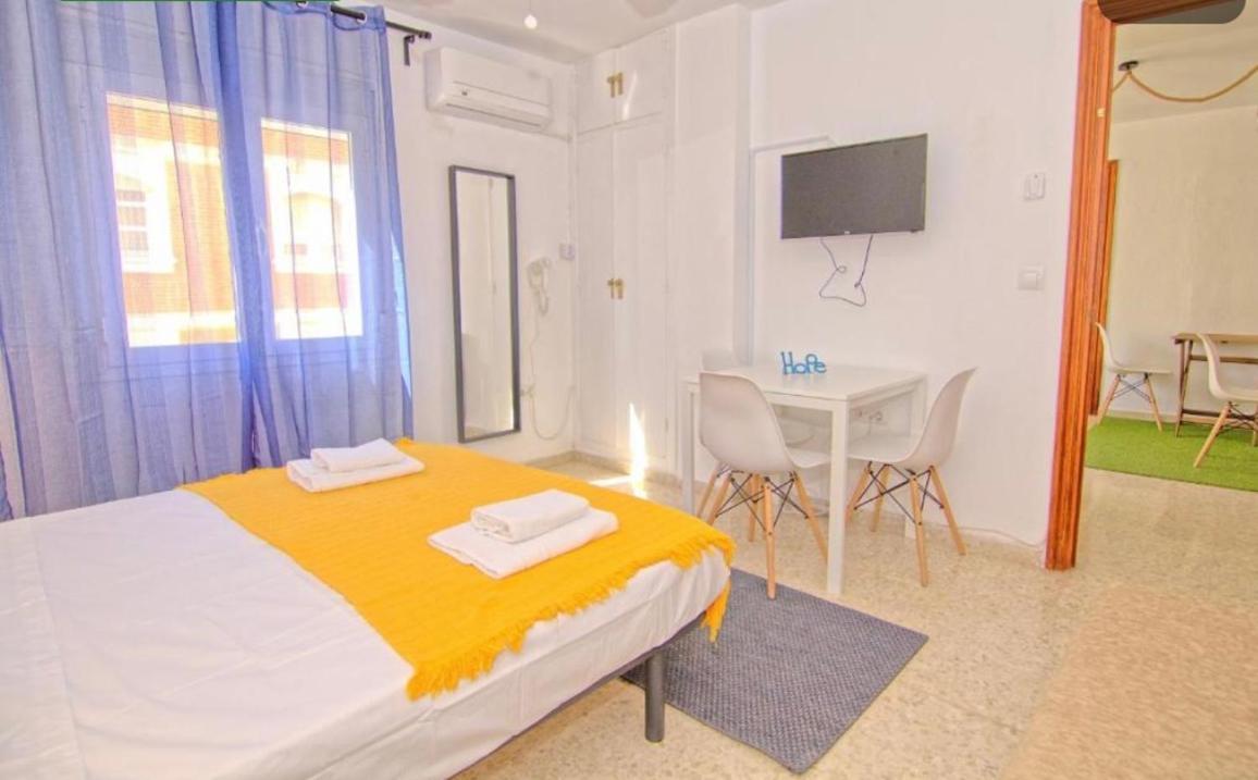 Guest House Mota Málaga Eksteriør bilde