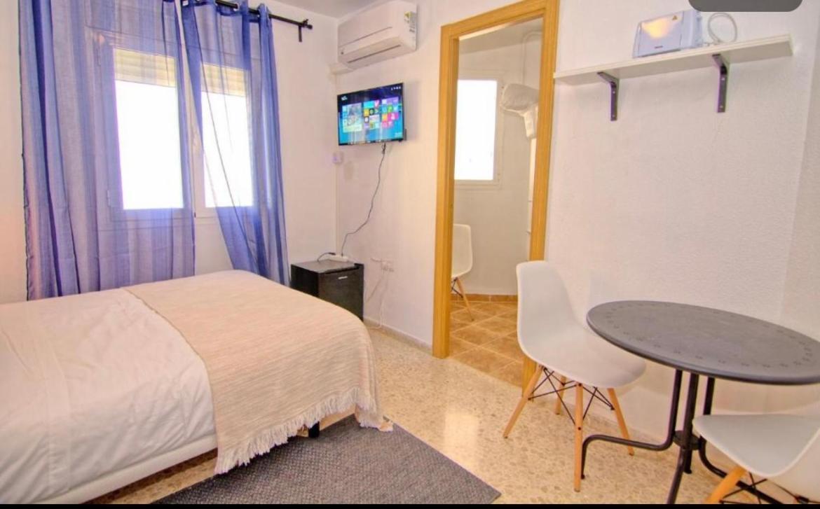 Guest House Mota Málaga Eksteriør bilde